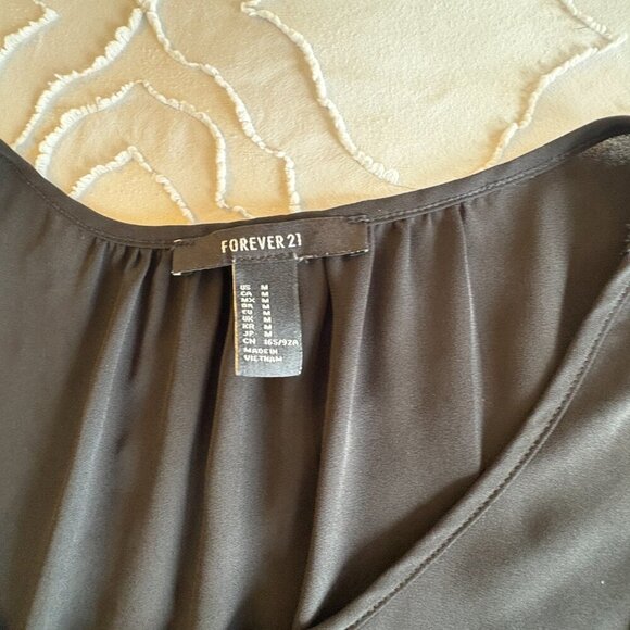 Forever 21 Chiffon Swing Dress - Picture 2 of 3